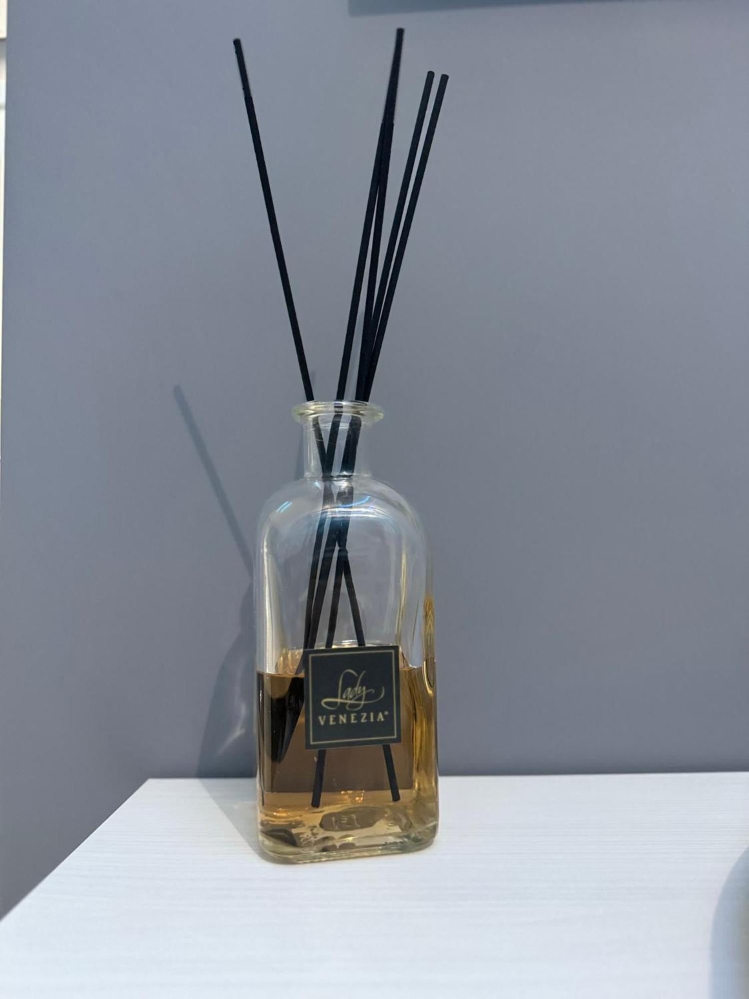 Le Suite Piazza Nuova 포자 외부 사진