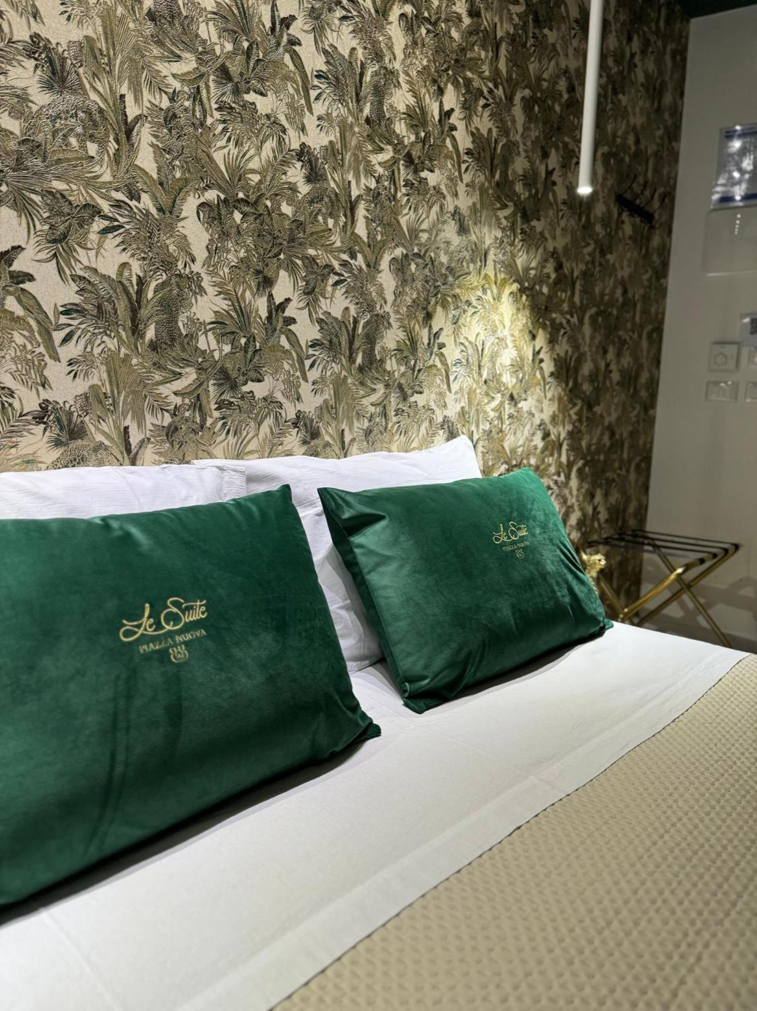 Le Suite Piazza Nuova 포자 외부 사진